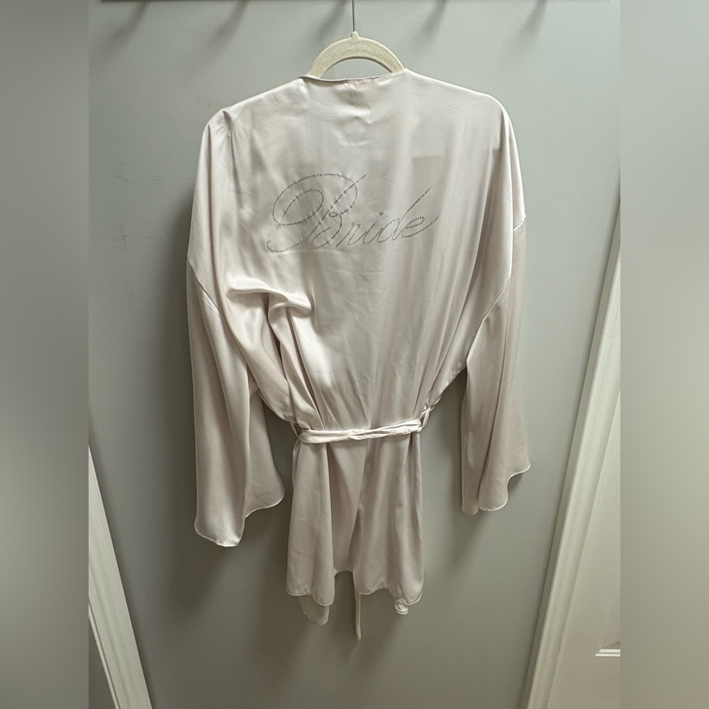 Victoria's Secret Cream Satin Bride robe - Picture 7 of 8